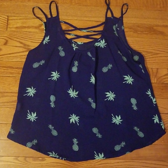 Mine. Blouse - Picture 2 of 3